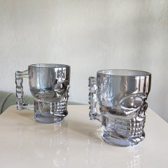 Набор 6 кружек для пива 450 мл Skull, серое прозрачное стекло в виде черепа