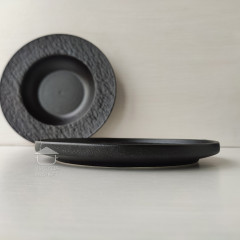 Тарелка десертная круглая с бортиками 21 см плоская черная матовая Black Obelisk