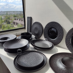 Брускетниця-камінь 30х10 см, прямокутне чорне матове блюдо для суші та закусок Black Obelisk