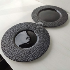 Тарелка обеденная круглая черная 27,5 см Black Obelisk, матовый/глянцевый цвет 