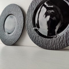 Тарелка обеденная круглая черная 27,5 см Black Obelisk, матовый/глянцевый цвет 