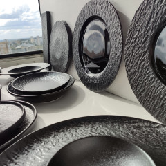 Тарелка обеденная круглая черная 27,5 см Black Obelisk, матовый/глянцевый цвет 