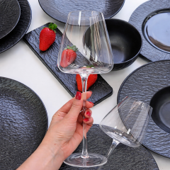 Набір келихів для червоного вина 550 мл Style на високій ніжці