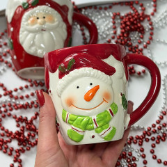 Большая кружка Снеговик в шапочке 400мл новогодняя керамическая