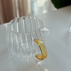 Скляна прозора чашка 420 мл Miss з текстурованим рельєфом