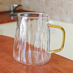 Скляна прозора чашка 400 мл Cold, велика кружка з текстурованим рельєфом і жовтою ручкою