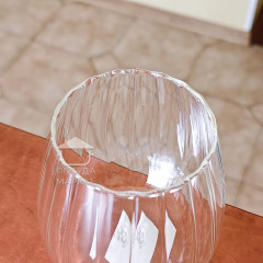 Сахарница, конфетница Frodo 700 мл с ребристым стеклом внутри и бамбуковой крышкой с кольцом