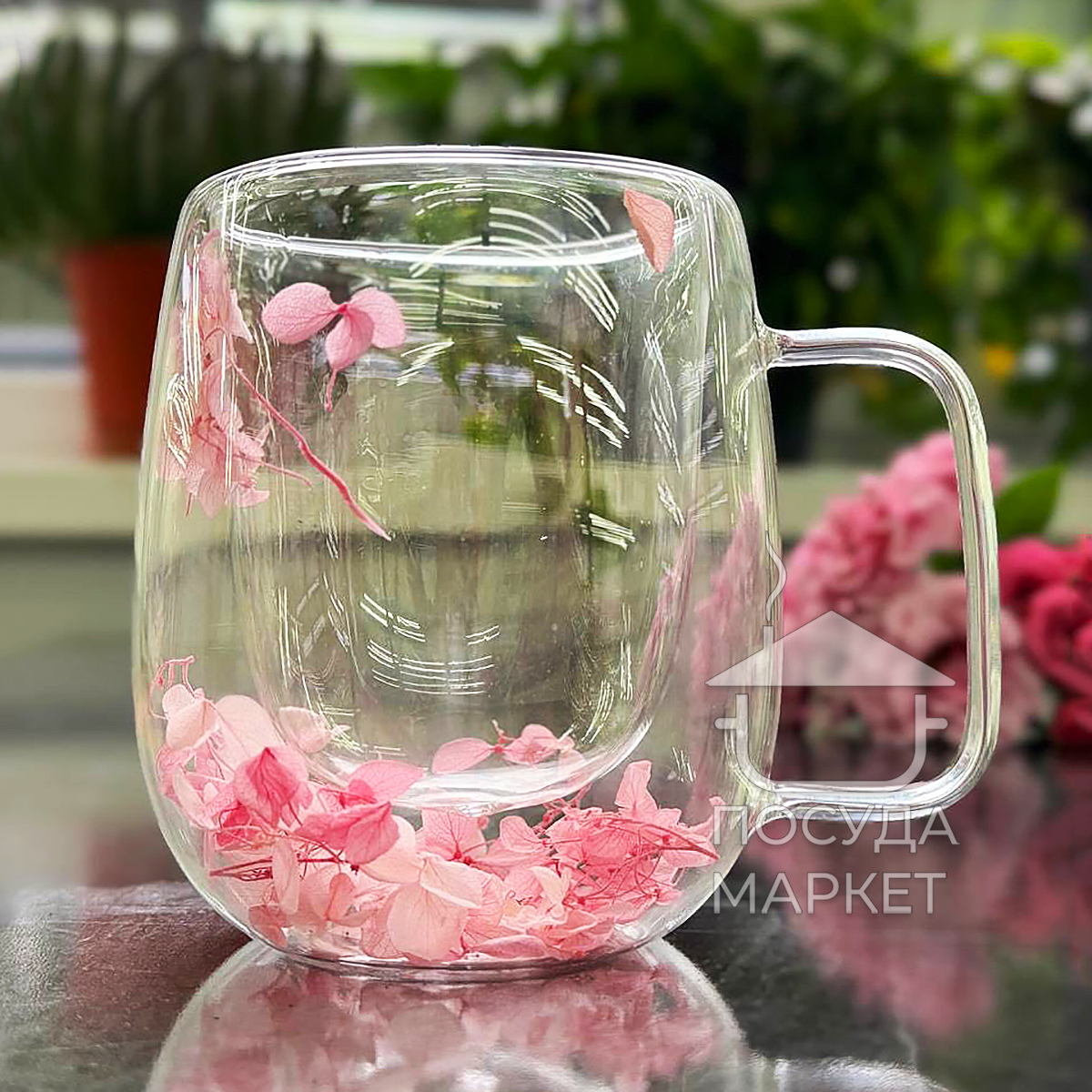 Чашка 350 мл з подвійними стінками Golden Charm з рожевими пелюстками квітів всередині, кружка з подвійним дном
