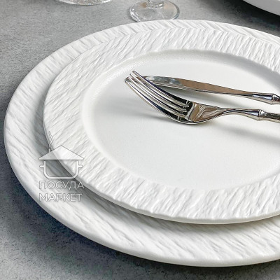 Фото 2 -Тарілка десертна кругла 21 см White Obelisk, біла, з рельєфним бортом