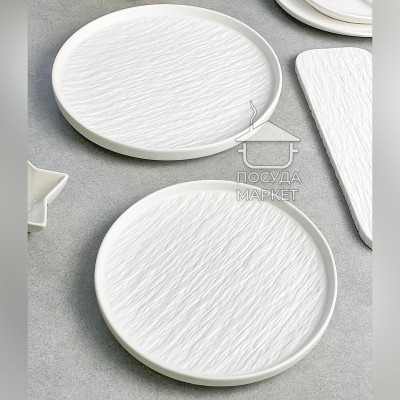 Фото 2 -Тарілка обідня кругла з бортиками 25 см White Obelisk, біла матова, плоска 