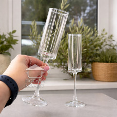 Набір 6 келихів 150 мл для шампанського циліндричної форми, на високій ніжці, прозоре скло