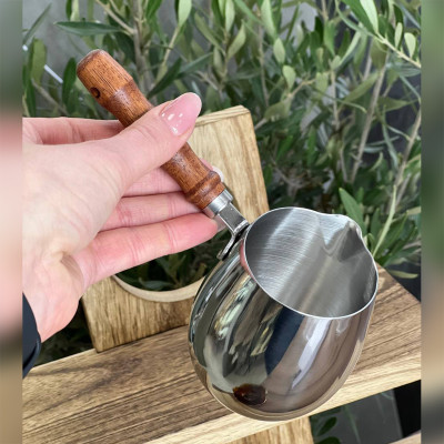 Фото 2 -Турка для кави Sidamo Wood 300 мл, сталева з дерев’яною ручкою