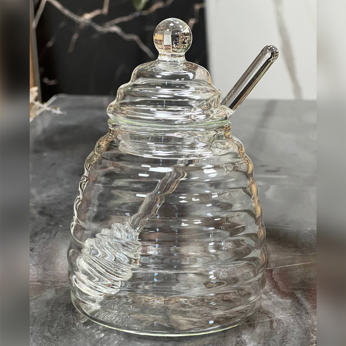 Банка для меда Honey Hive 500 мл, стеклянная с ложкой и крышкой