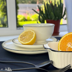 Тарелка обеденная круглая 26 см Velora, керамика, белая с черной окантовкой