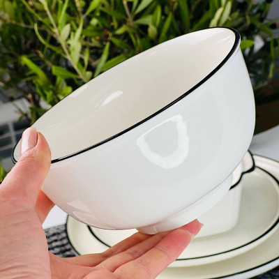 Фото 2 -Салатник круглий 15х7 см Velora 700 мл, кераміка, білий з чорною окантовкою