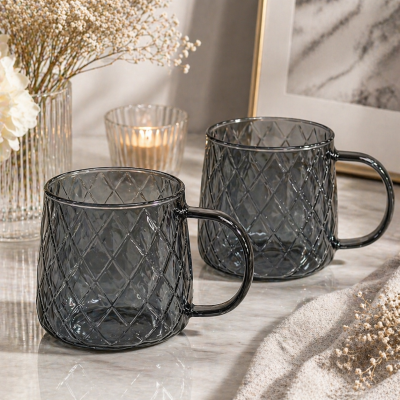 Скляна чашка 350 мл Dark Rhombus темне скло із текстурованим рельєфом ромба