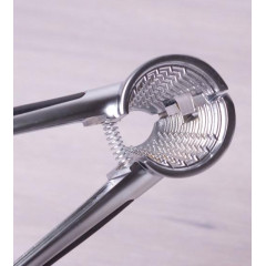 Орехокол Kamille Nut Prick из цинкового сплава