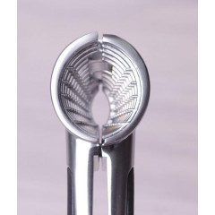 Орехокол Kamille Nut Prick из цинкового сплава